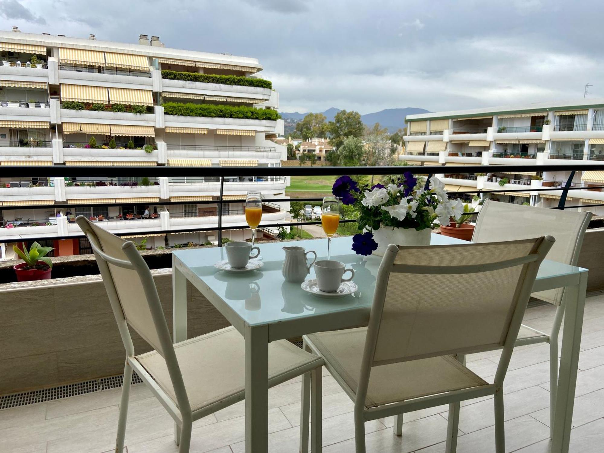 Apartamento Con Vistas Y Terraza En Guadalmina Mad Marbella Eksteriør bilde